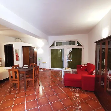 Διαμέρισμα Mini Egadi *